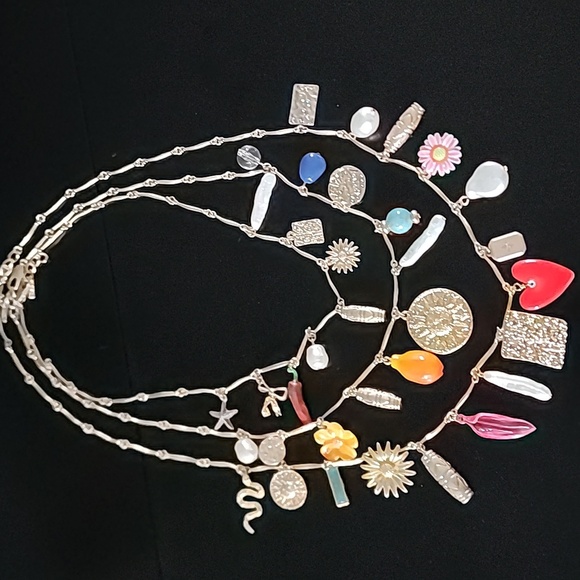 ZARA 3 Pack of Charm Necklaces - Picture 9 of 16